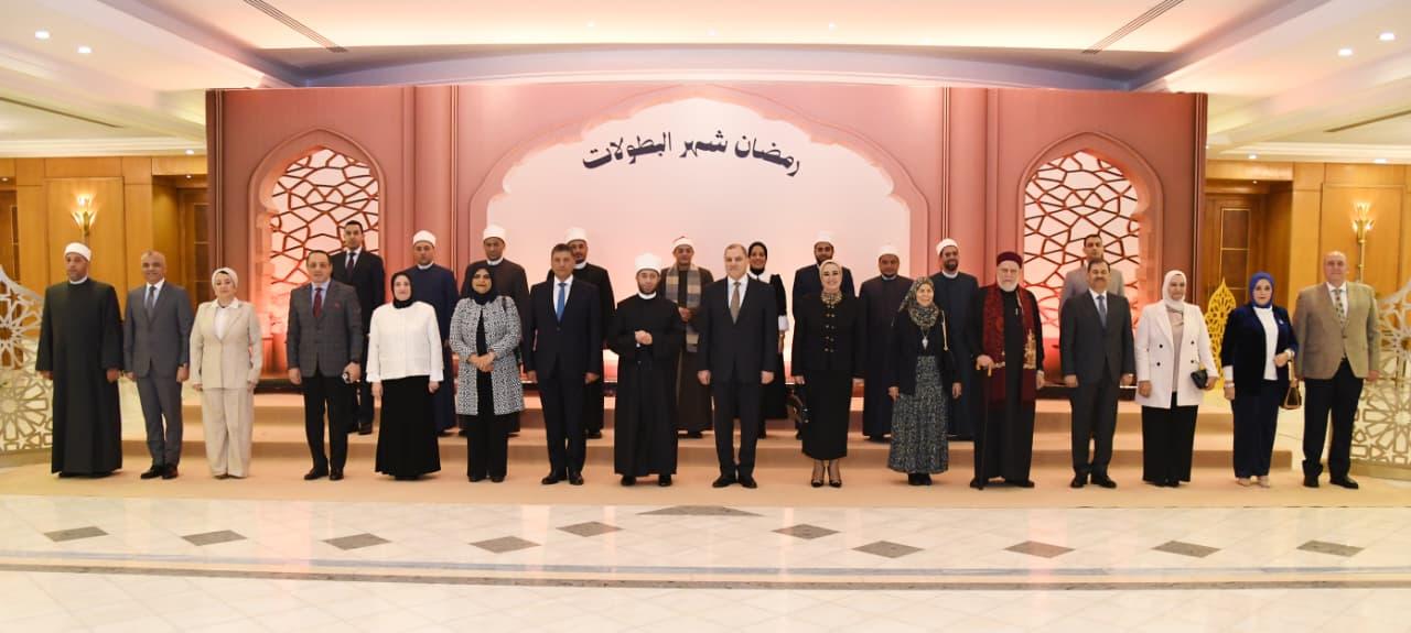 القوات الجوية تنظم ندوة تثقيفية دينية بحضور وزير الأوقاف في إطار تعزيز القيم الروحية