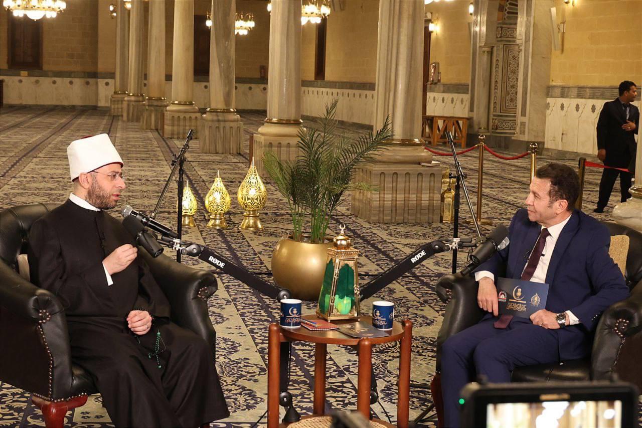 وزير الأوقاف يفتتح ملتقى الفكر الإسلامي في ثوبه الجديد بمسجد الحسين بالقاهرة