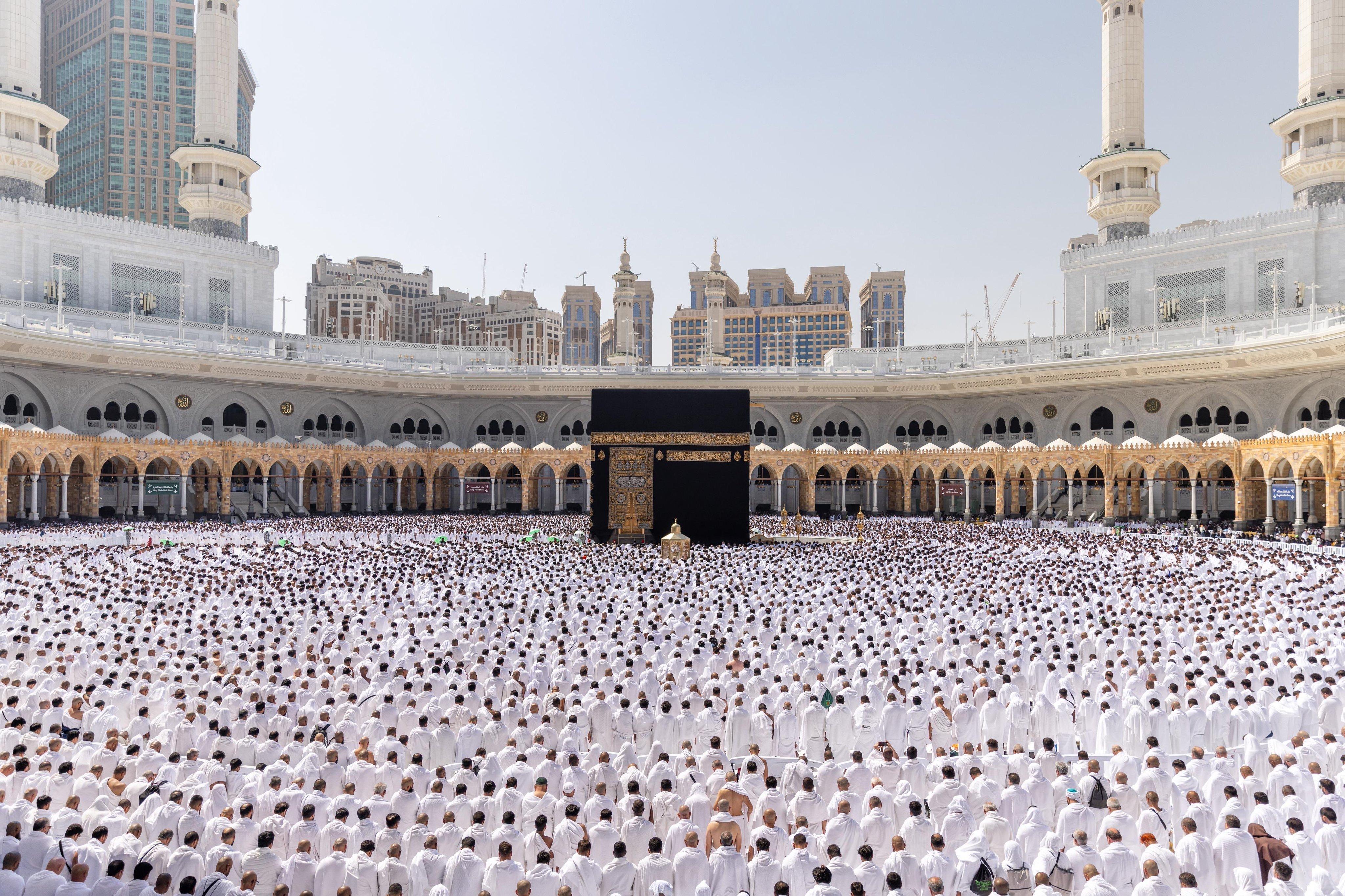 جولات ميدانية لبعثة السياحة لفحص فنادق المعتمرين في الأراضي المقدسة خلال رمضان