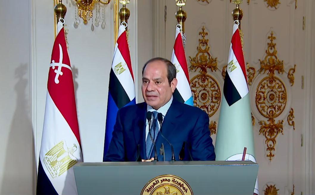 الرئيس السيسي يطمئن المواطنين: لا يوجد ما يدعو للقلق بشأن الاحتياطات اللازمة