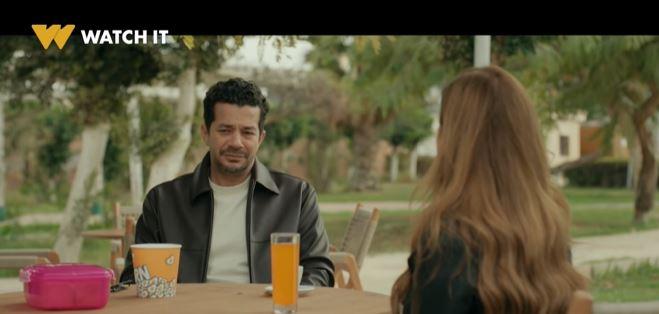 كريم يحكي لمريم عن ماضيه في فيديو مؤثر: على قد الحب
