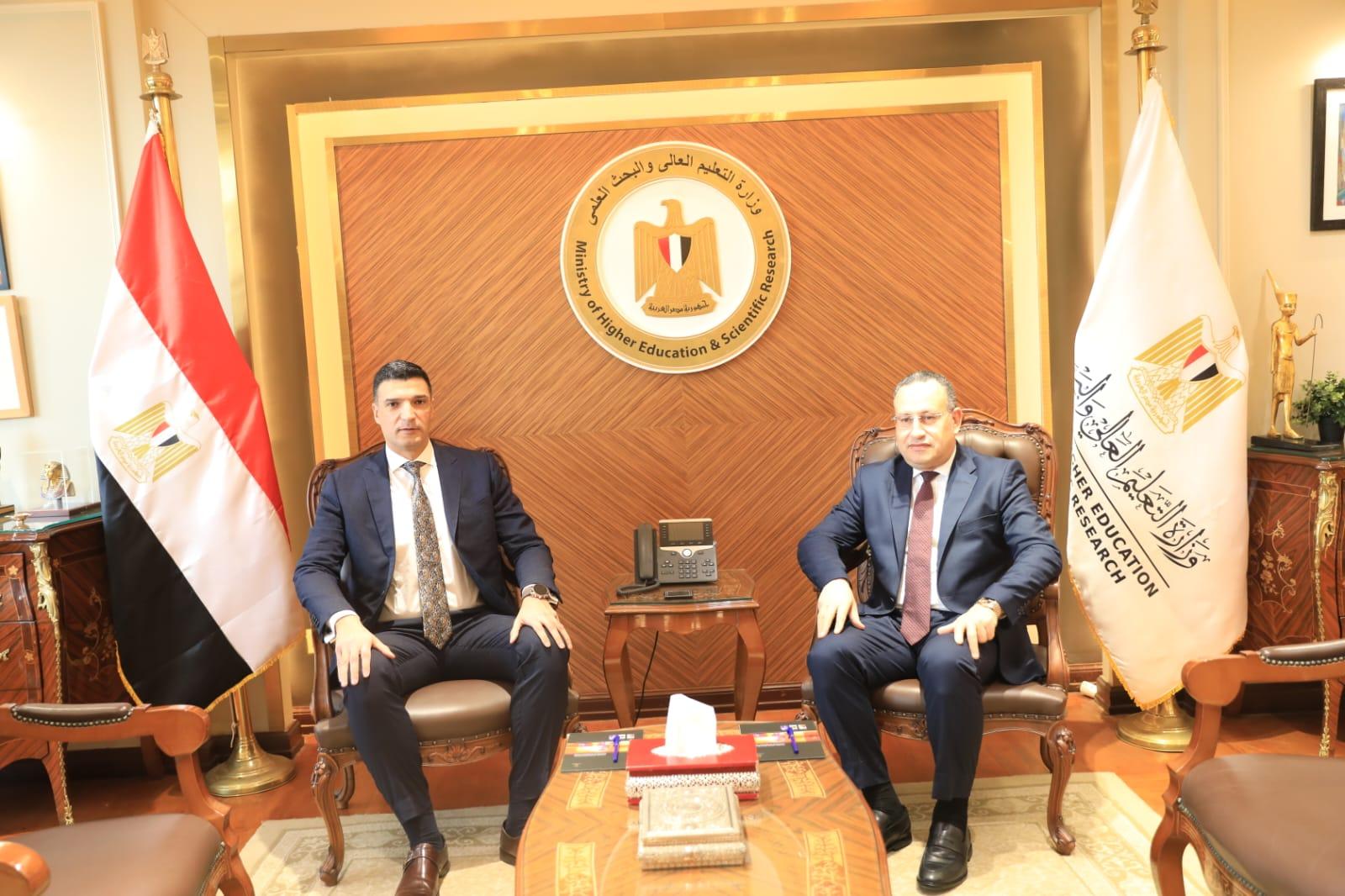 وزيرا التعليم العالي والصناعة يعلنان إنشاء مناطق تكنولوجية بالجامعات لدعم الشركات الناشئة