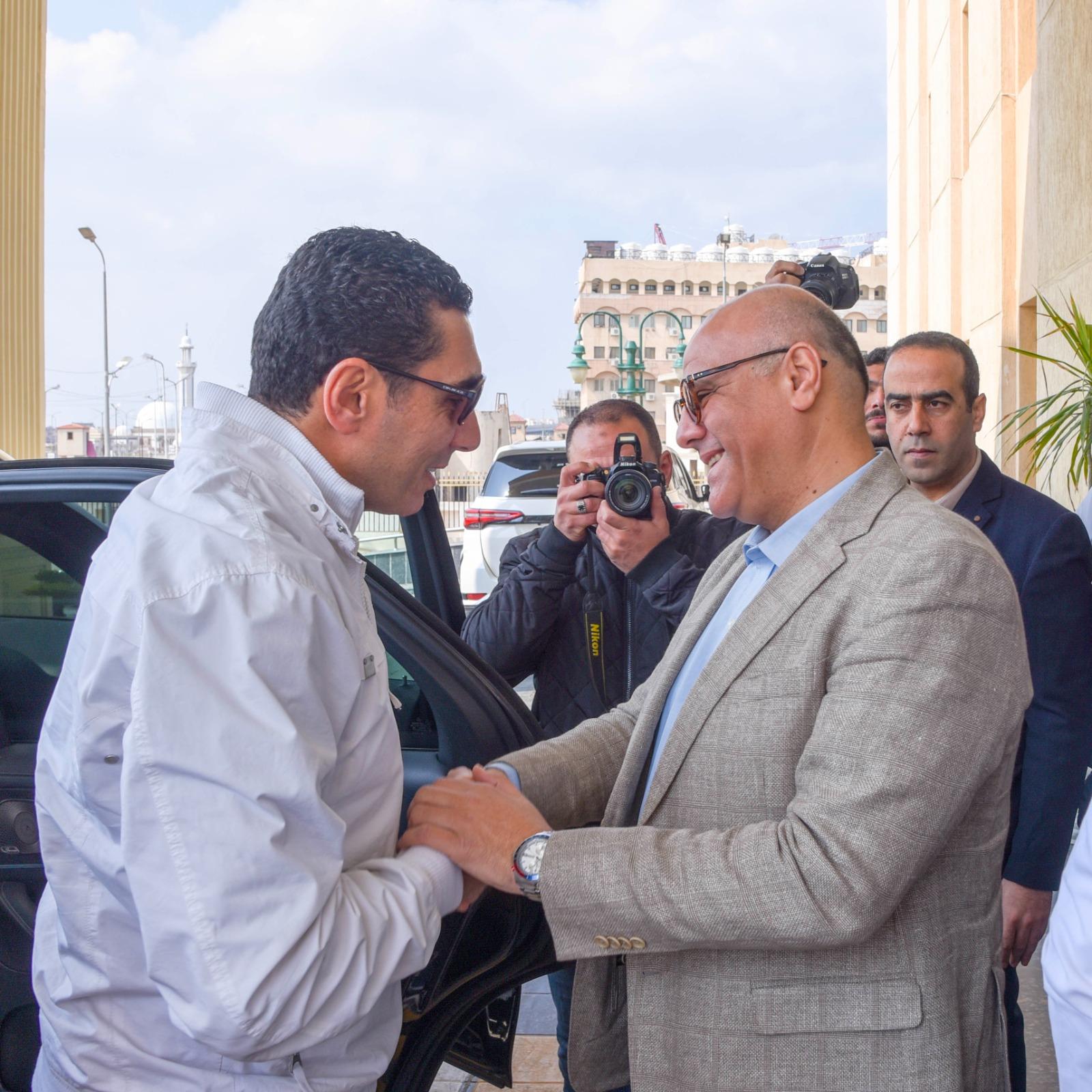 وزير الشباب والرياضة