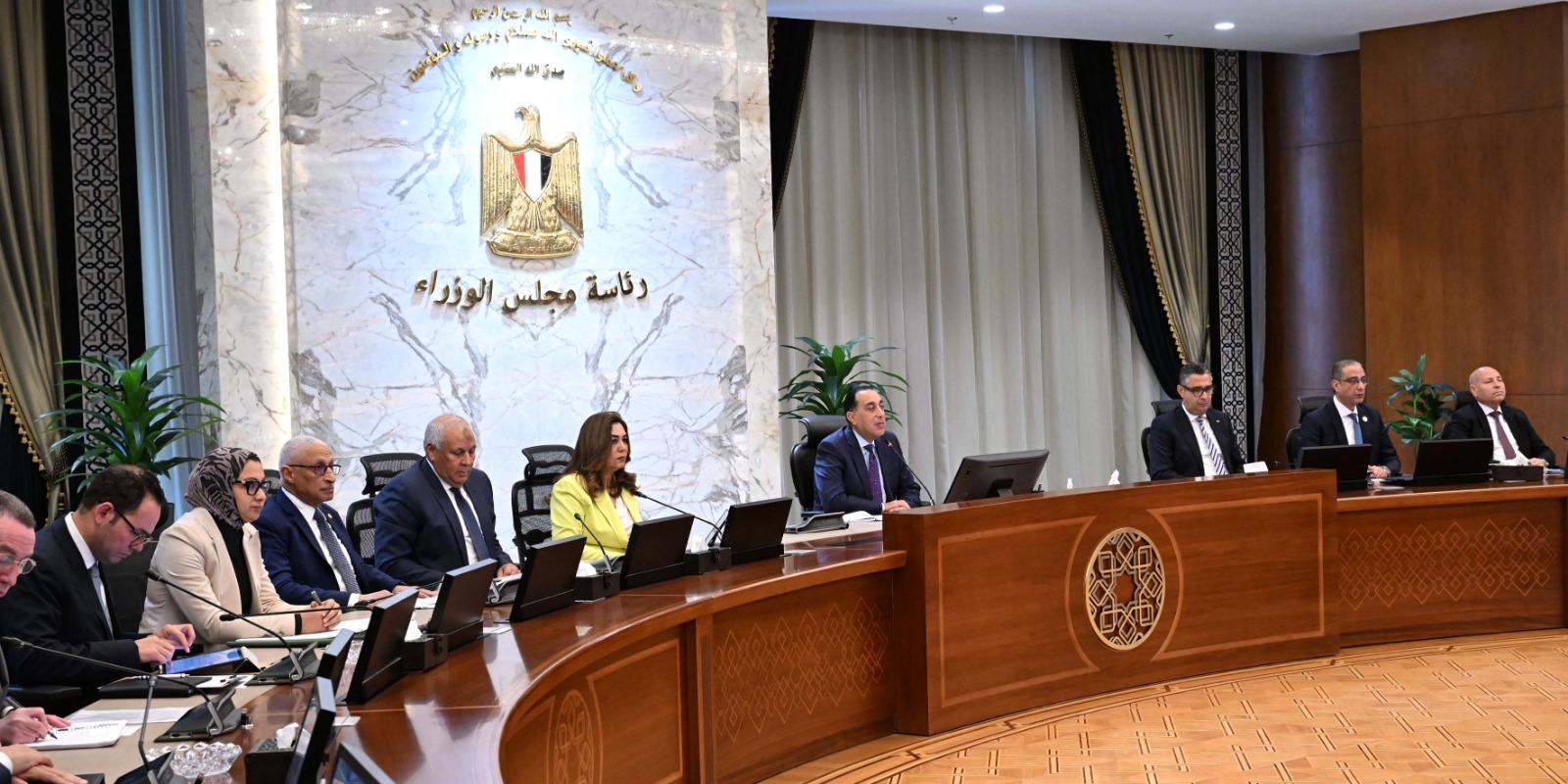رئيس الوزراء في اجتماع المحافظين