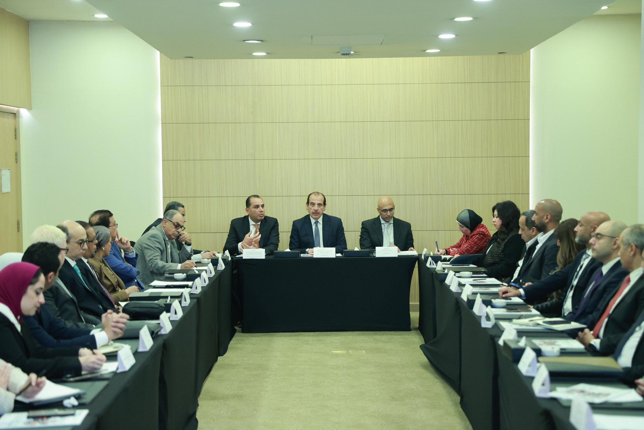 مصر تمتلك مصانع مجهزة بالكامل لتصنيع اللقاحات محلياً