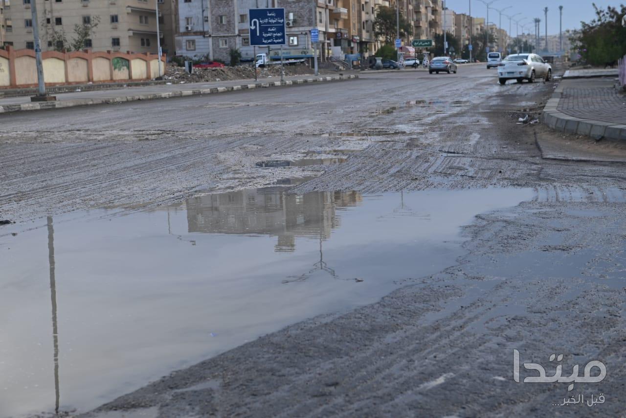 إرشادات المرور للتعامل مع الأمطار على الطرق والمحاور: نصائح لسلامتك