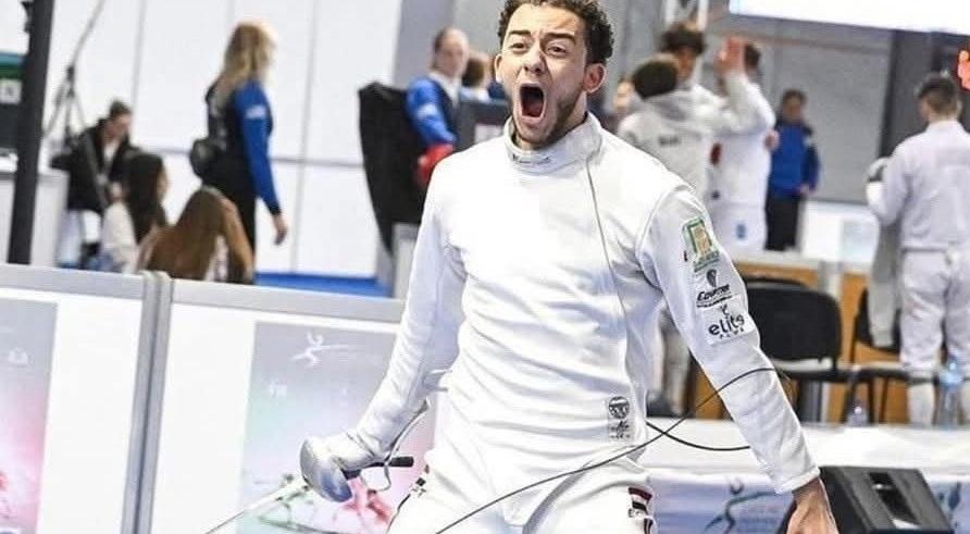 وزير الرياضة يهنئ محمد السيد بتحصده برونزية كأس العالم للمبارزة