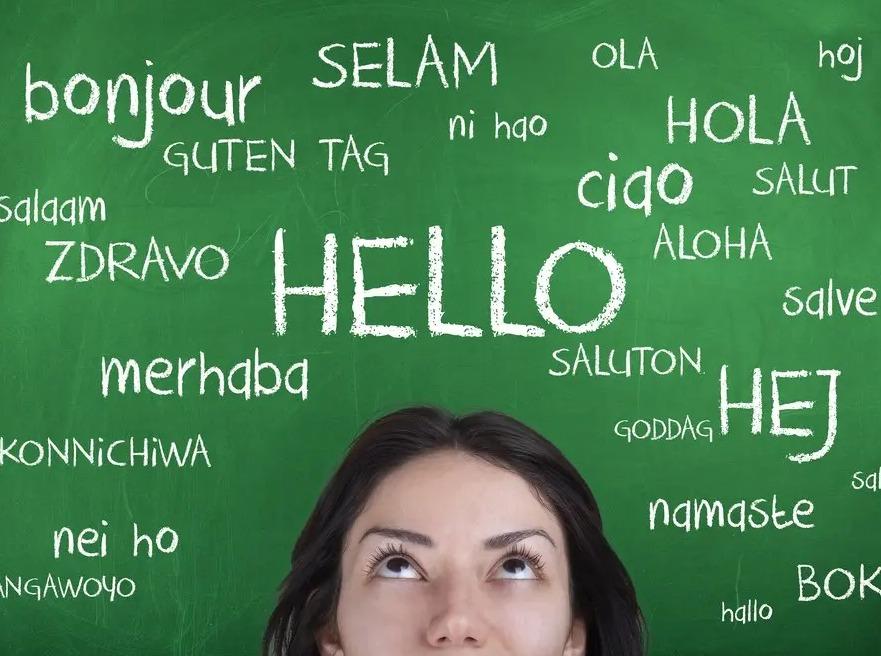 تعلم لغة جديدة: 5 فوائد مذهلة لتطوير الذات لا يمكن تخيلها