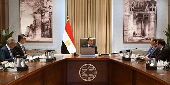 مدبولي: لن ندخر جهدًا في ابتكار آليات تعزيز ضبط الأسواق وتوازن الأسعار