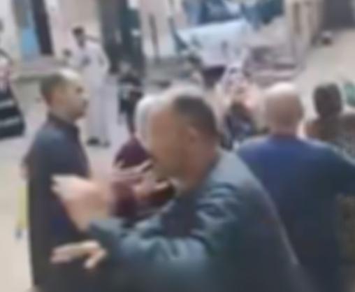 خلافات مشاهير تتحول إلى علاقة ساخنة وتبادل للسباب في البحيرة