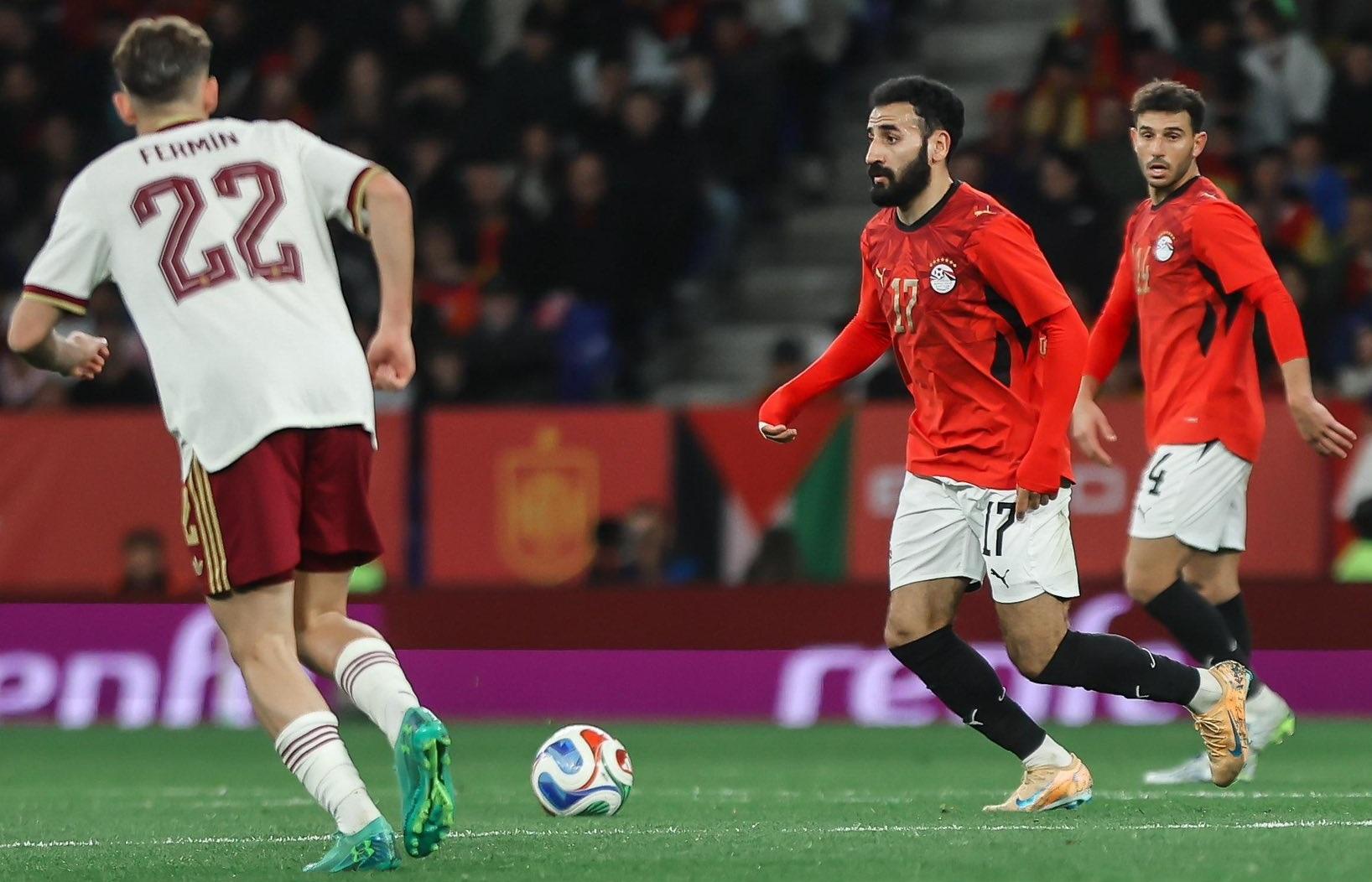المغرب يطالب باستضافة النهائي بعد أحداث مباراة مصر وإسبانيا في مونديال 2030