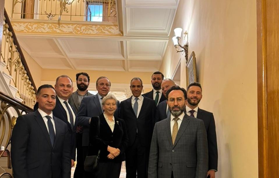 وزير الخارجية يبحث مع رؤساء مراكز الأبحاث بموسكو ترتيبات اليوم التالي في المنطقة