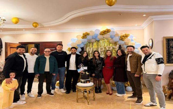 المطرب أحمد جمال يحتفل بعيد ميلاده بحضور نجوم الفن في حفل مميز