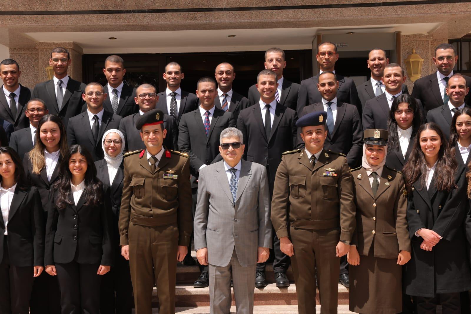 قناة السويس: الفريق ربيع يؤكد على دور الدبلوماسيين المُلحقين كركائز أساسية للتجارة