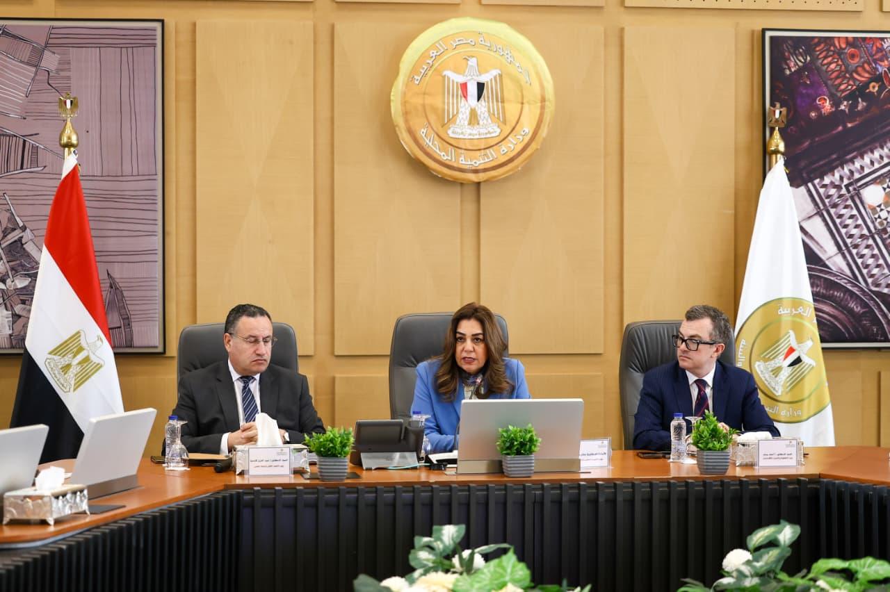 انطلاق المرحلة الرابعة للمبادرة الوطنية للمشروعات الذكية الخضراء ورسوم نموذج للعمل الوطني