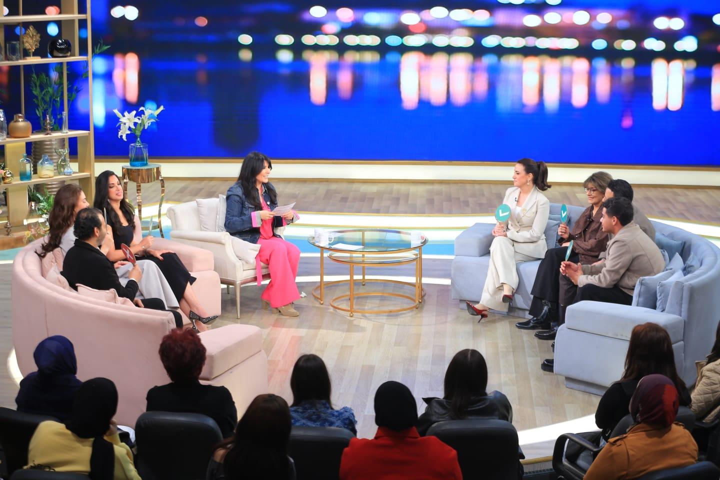 أبطال حكاية نرجس