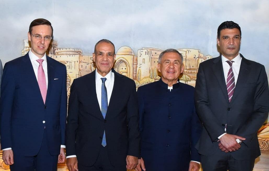وزير الخارجية المصري يبحث مع رئيس تتارستان تعزيز العلاقات الاقتصادية الثنائية