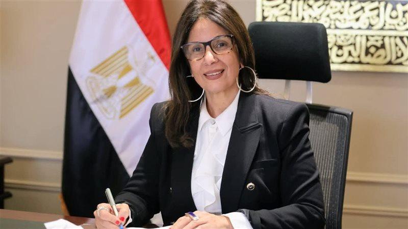 وزيرة الثقافة تؤكد حرص الدولة على دعم صناعة السينما وتعزيز مكانتها