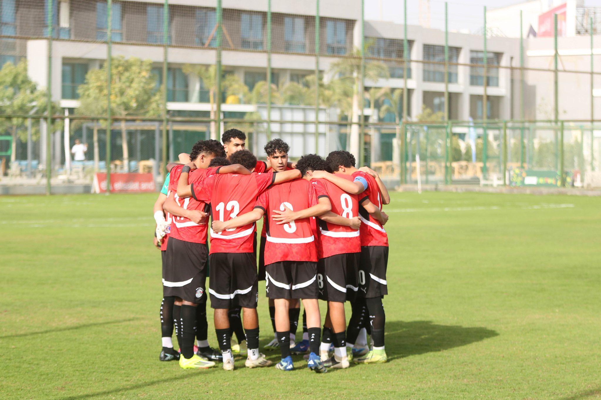 منتخب الناشئين يهزم جينيس