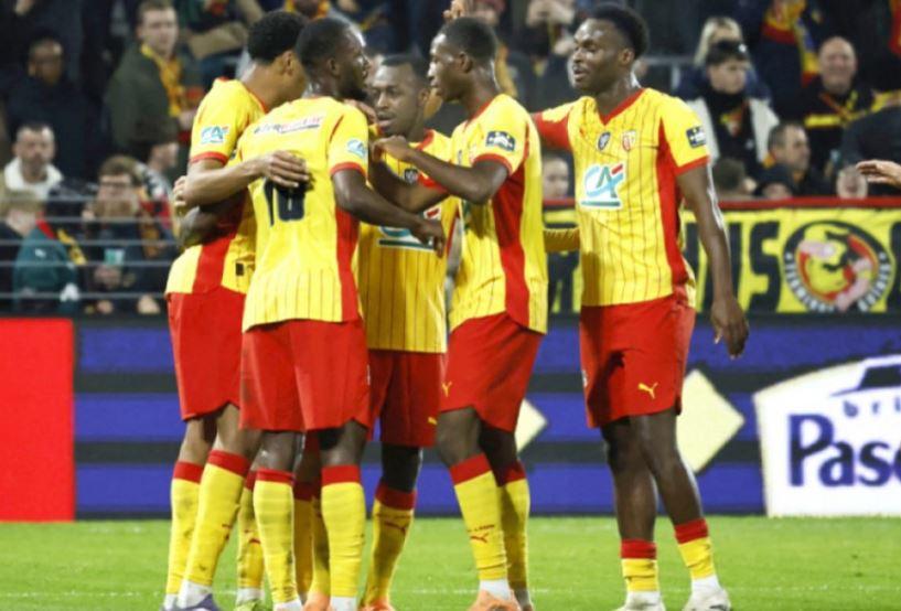 لانس يهزم تولوز في مباراة مثيرة بالدوري الفرنسي بنتيجة 3-2