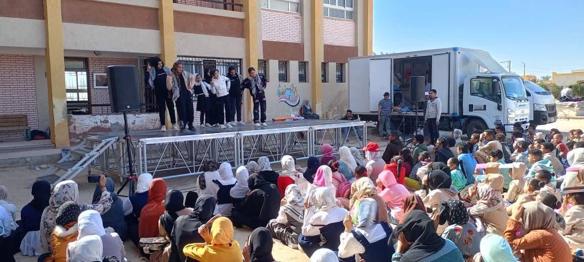 تفاعل كبير في ثاني أيام قافلة قصص الثقافة بمدرسة أبو شروف بسيوة