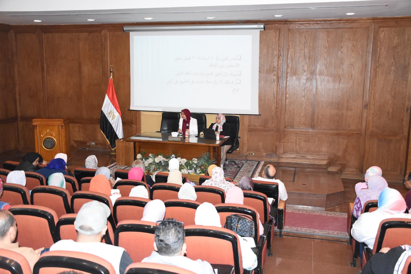 المجلس القومي لذوي الإعاقة ينظم ندوتين لتمكين العاملين في الإنتاج الحربي