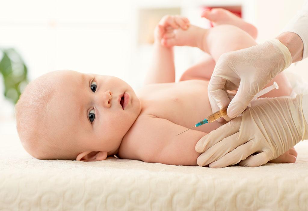 تطعيمات ضرورية لطفلك في عمر شهرين تحميه من عدة أمراض