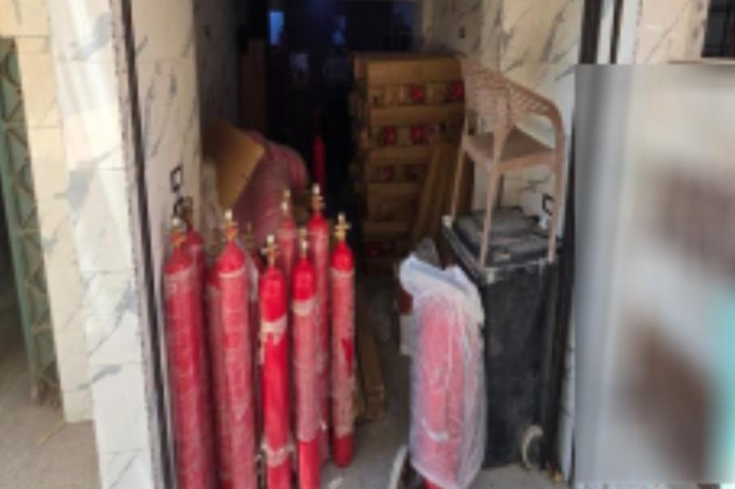 ضبط مدير مصنع غير مرخص لإنتاج طفايات حريق بالقلوبية