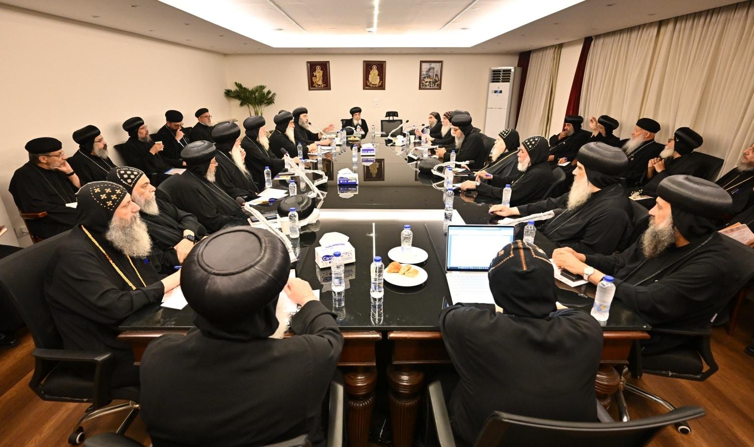 اجتماعات لجان المجمع المقدس