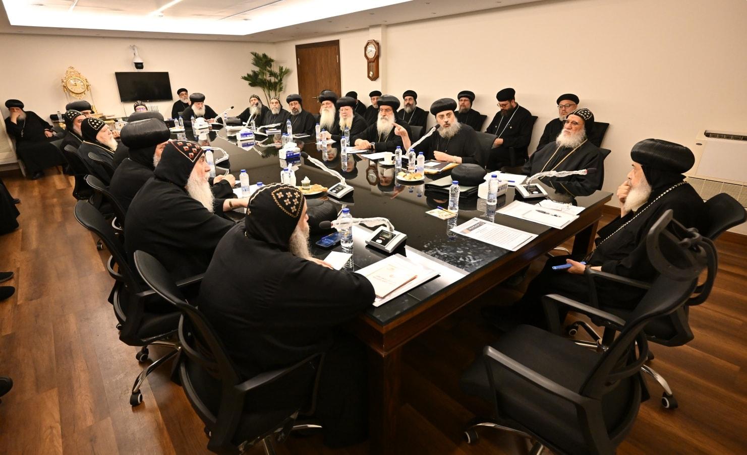 اجتماعات لجان المجمع المقدس