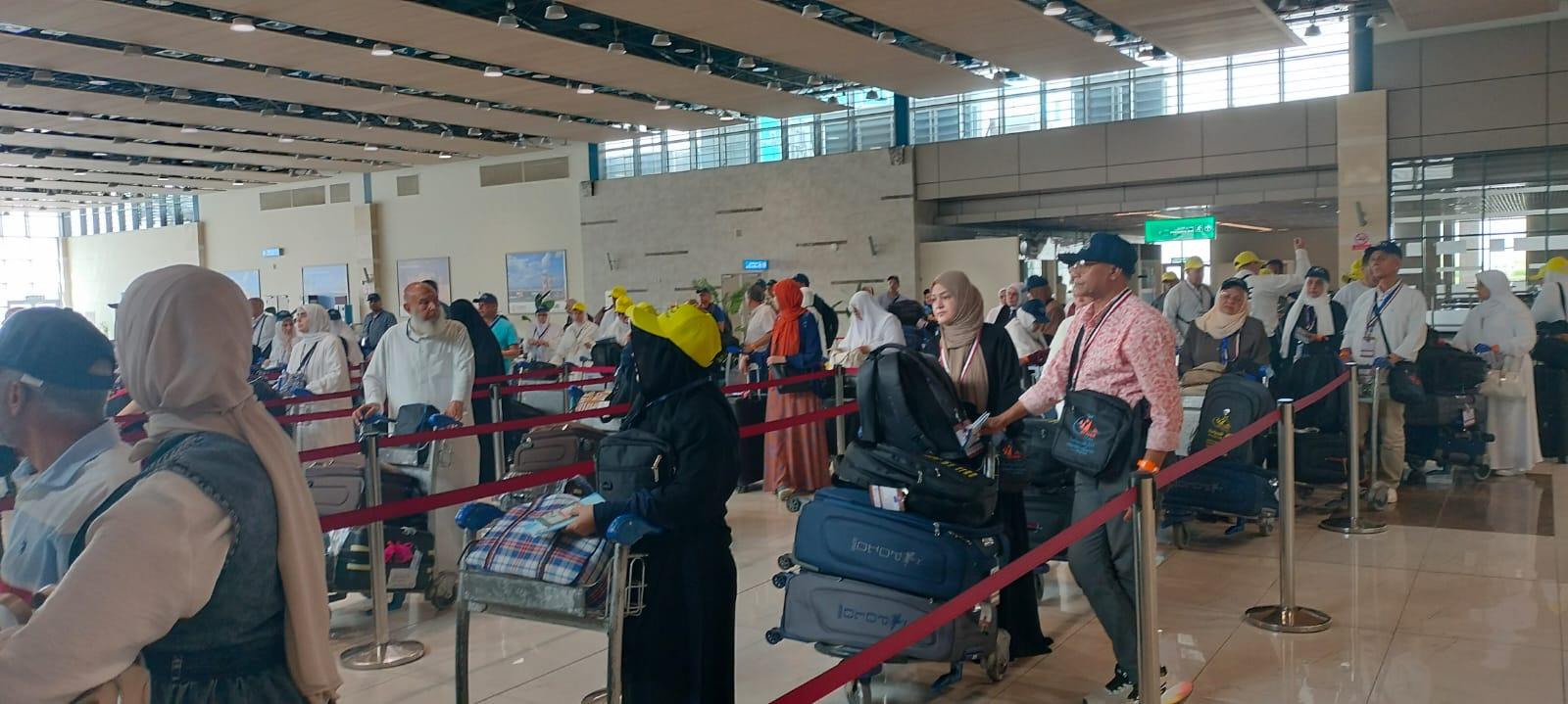 عودة حجاج السياحة المصريين