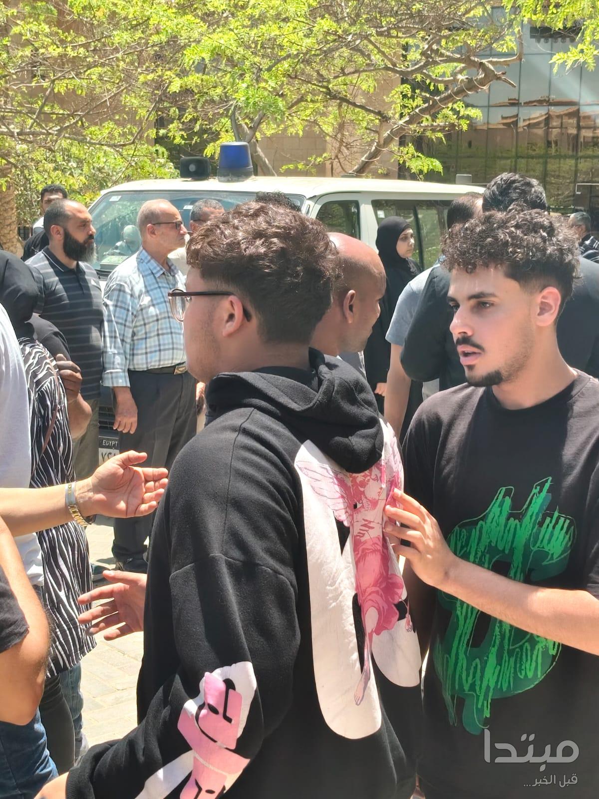 جنازة سهام جلال