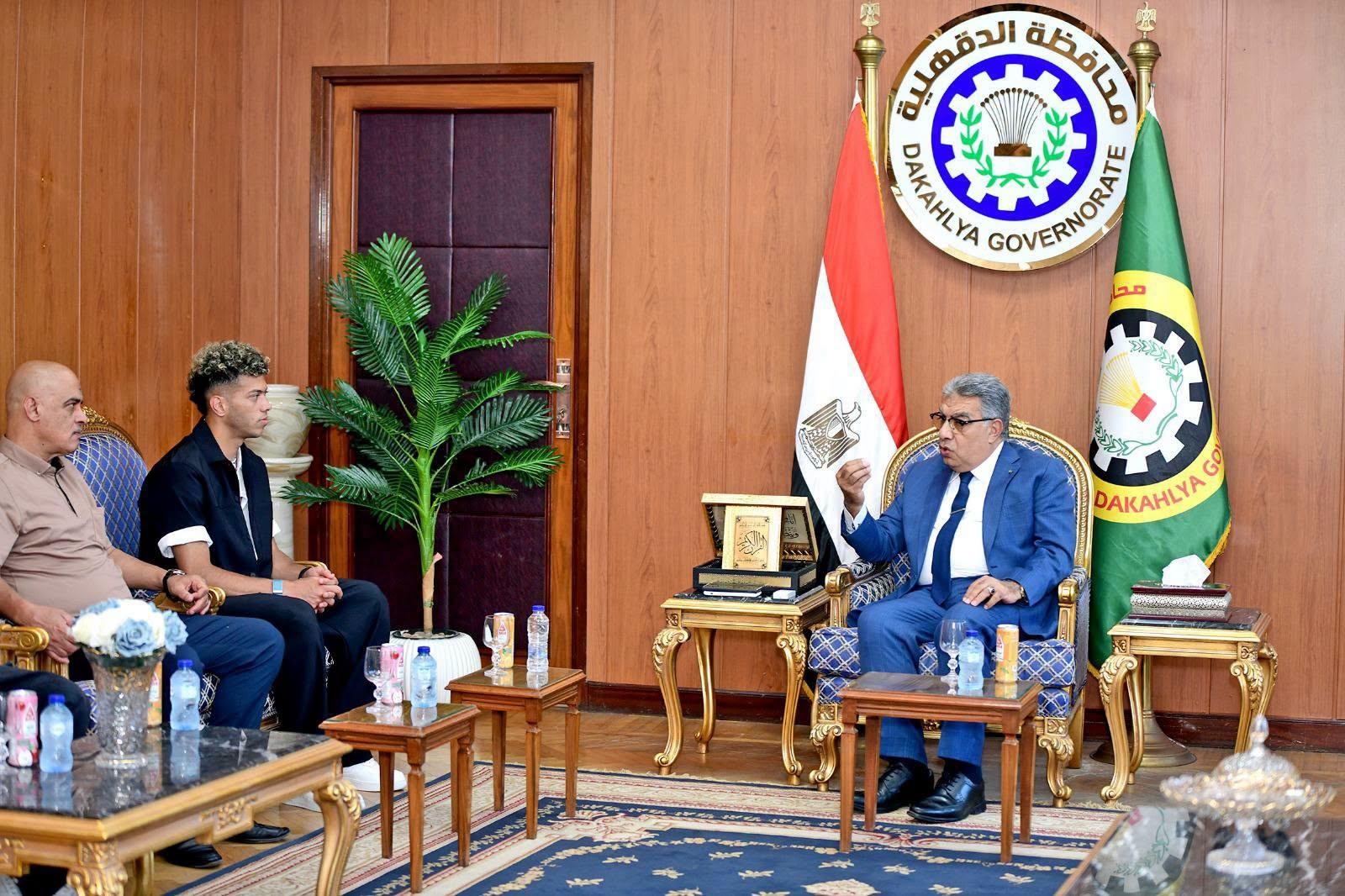 إمام عاشور