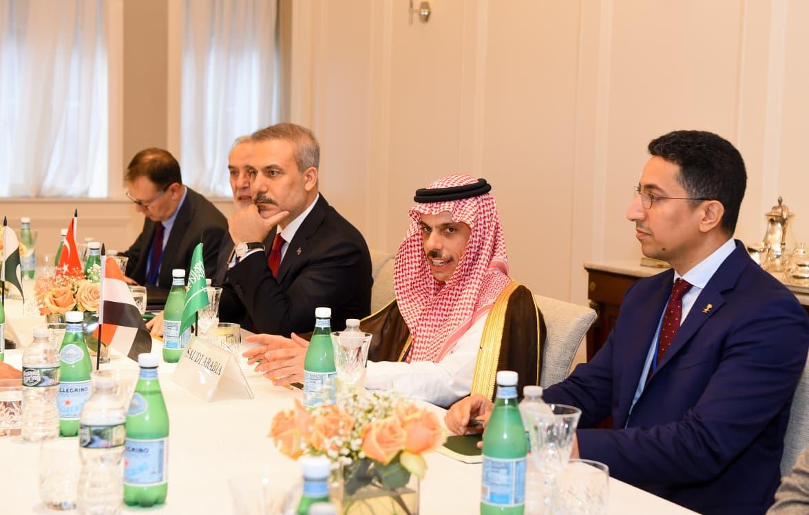 وزير الخارجية